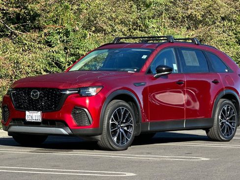 Certified 2025 MAZDA CX-70 Plug-In Hybrid w/ Premium Pkg image 10