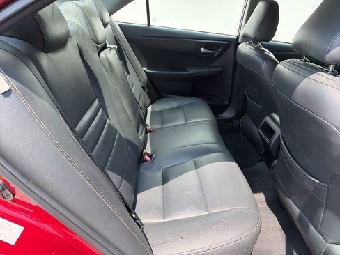 Used 2015 Toyota Camry LE FWD image 20