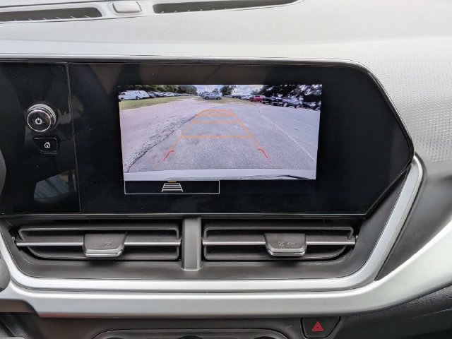 Used 2026 Chevrolet Trax LS w/ Driver Confidence Package FWD image 29