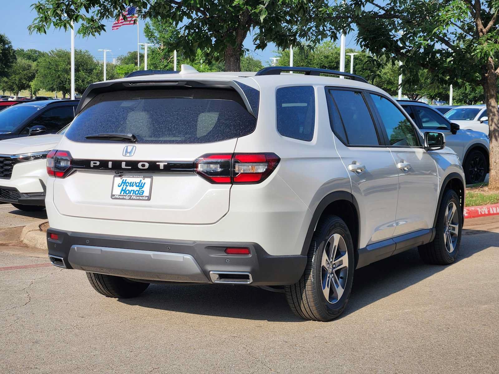 New 2026 Honda Pilot EX-L image 5