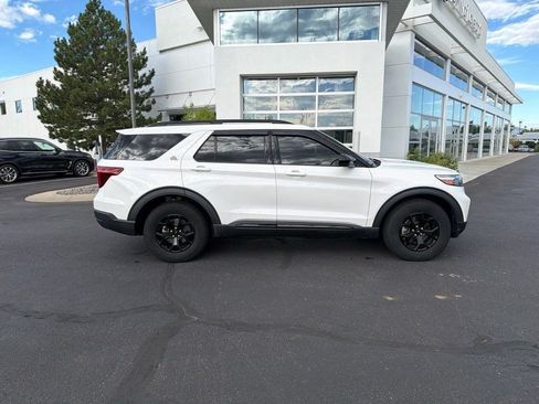 Used 2022 Ford Explorer Timberline w/ Timberline Technology Package AWD/4WD image 6