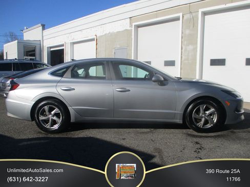 Used 2022 Hyundai Sonata SE FWD image 4