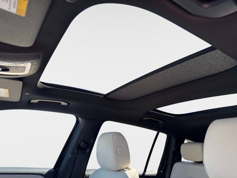 New 2026 Mercedes-Benz GLB 250 4MATIC image 22