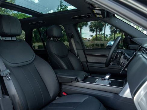Used 2026 Land Rover Range Rover SE image 26