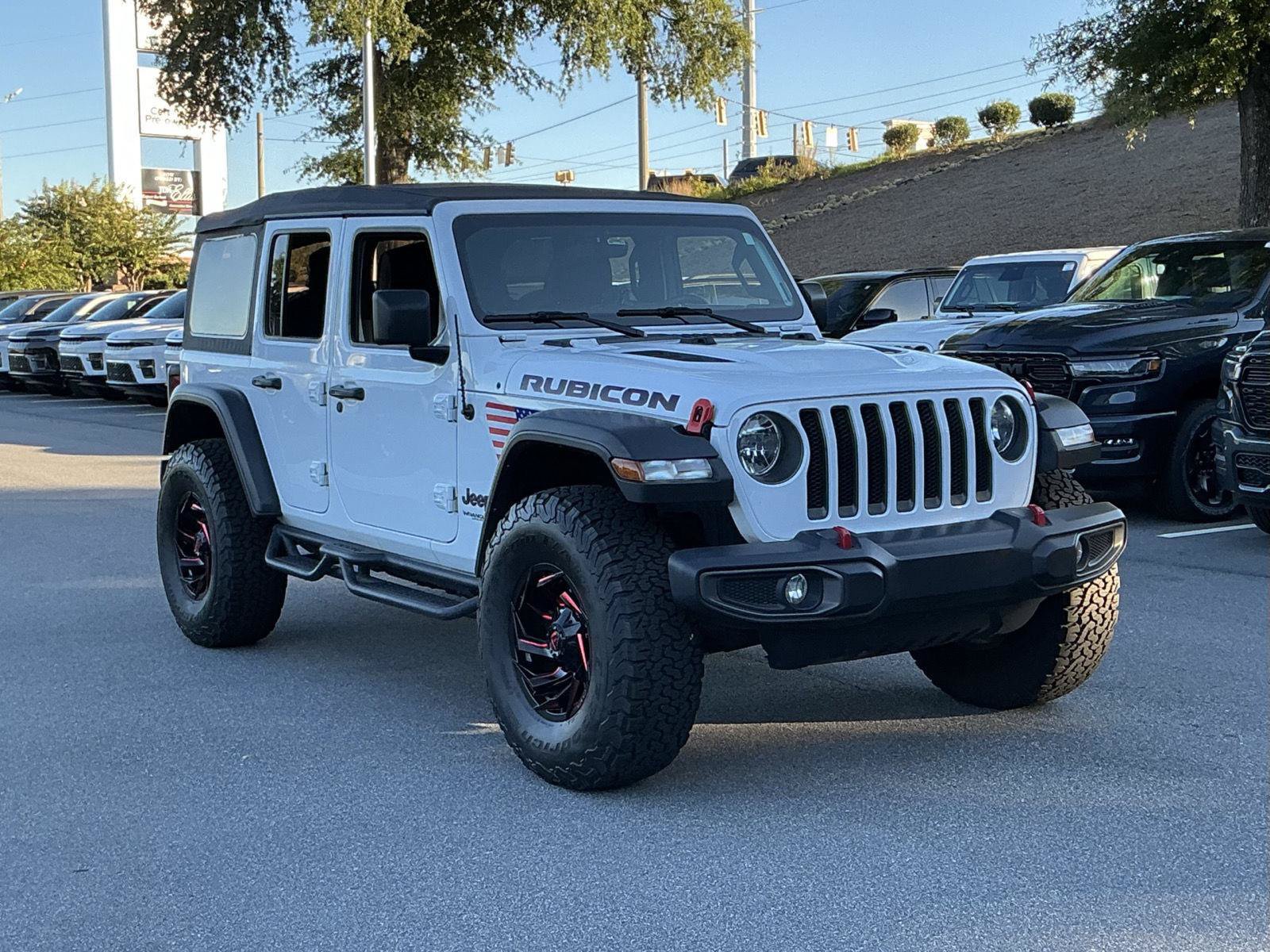 Used 2022 Jeep Wrangler Unlimited Rubicon AWD/4WD image 6