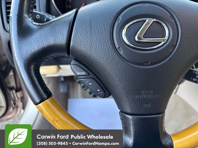 Used 2005 Lexus SC 430 Convertible RWD image 14