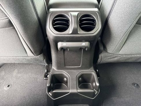 New 2026 Jeep Gladiator Sport AWD/4WD image 30