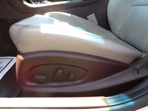 Used 2014 Cadillac ATS Luxury w/ Cold Weather Package AWD/4WD image 31
