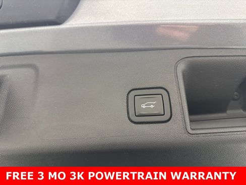 Used 2021 GMC Terrain SLE w/ Driver Convenience Package image 26