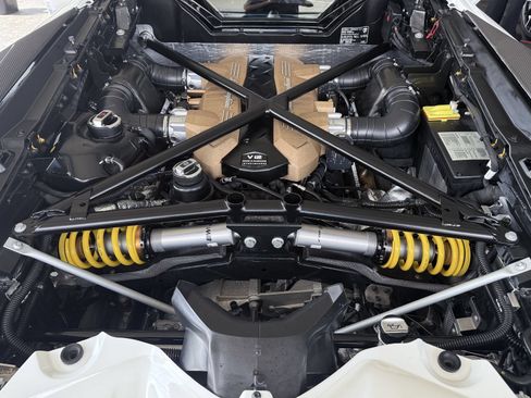 Used 2021 Lamborghini Aventador SVJ AWD/4WD image 35