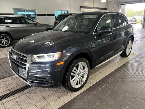 Used 2018 Audi Q5 2.0T Premium Plus AWD/4WD image 2