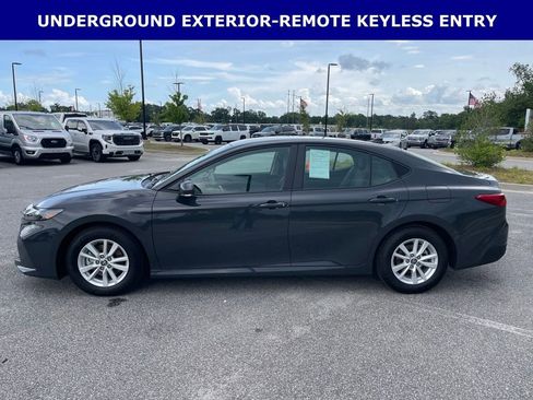 Used 2026 Toyota Camry LE FWD image 6
