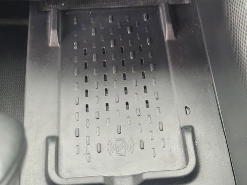 Used 2025 Dodge Durango GT image 22