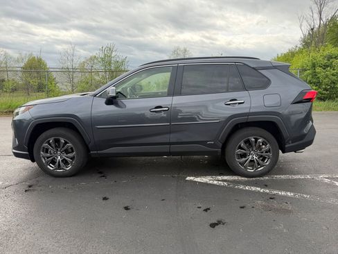 Used 2023 Toyota RAV4 Limited AWD/4WD image 10