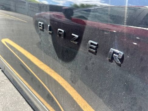 Used 2021 Chevrolet Blazer RS w/ Enhanced Convenience Package FWD image 7