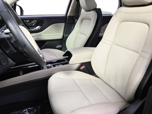 New 2026 Lincoln Corsair Reserve w/ Jet Appearance Package image 13