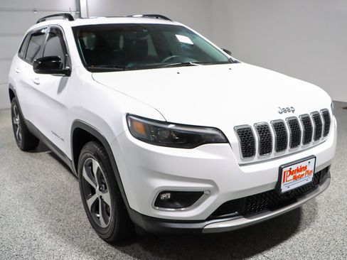 Used 2022 Jeep Cherokee Limited AWD/4WD image 5