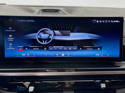 Certified 2024 BMW X7 M60i w/ Executive Package image 16