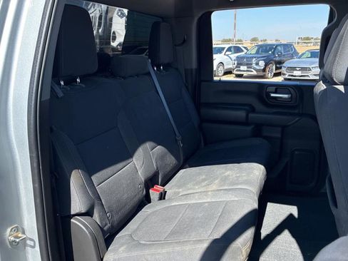 Used 2022 Chevrolet Silverado 2500 LT w/ Convenience Package image 10