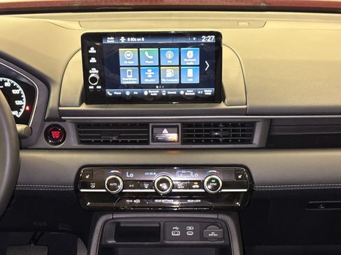 Used 2025 Honda Pilot EX-L image 14