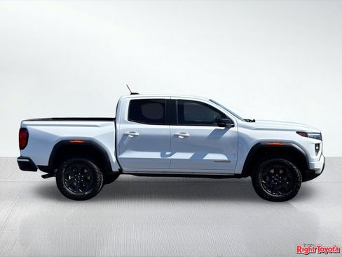 Used 2025 GMC Canyon Elevation RWD image 5