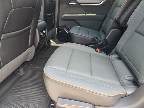 New 2026 GMC Acadia AT4 w/ Luxury Package image 20