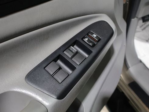 Used 2013 Toyota Tacoma PreRunner w/ SR5 Pkg RWD image 14