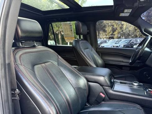 Used 2019 Ford Expedition Limited w/ Equipment Group 303A RWD image 32
