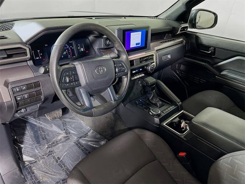 Certified 2024 Toyota Tacoma SR5 image 10
