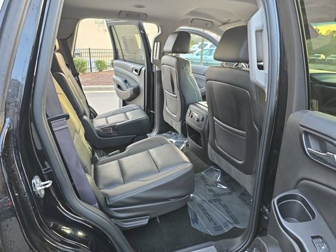 Used 2016 GMC Yukon SLT w/ HD Trailering Package image 11