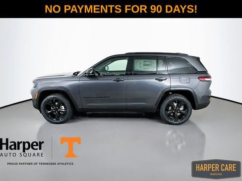 New 2025 Jeep Grand Cherokee Limited w/ Black Appearance Package AWD/4WD image 10
