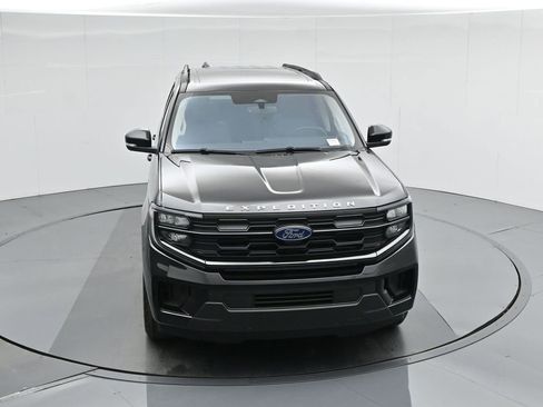 New 2025 Ford Expedition Active image 40