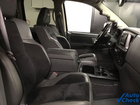 Used 2006 Dodge Ram 1500 Truck 2WD Quad Cab w/ Communication Pkg image 32