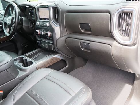 Used 2022 GMC Sierra 3500 Denali AWD/4WD image 31