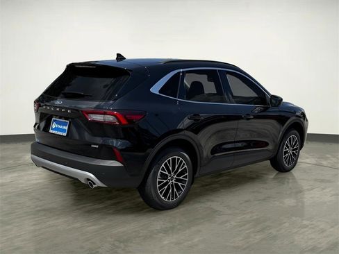 New 2025 Ford Escape SE w/ PHEV Premium Package image 6