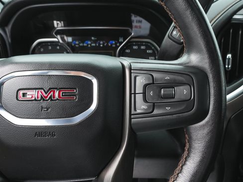 Used 2022 GMC Sierra 1500 AT4 w/ AT4 Premium Package AWD/4WD image 21