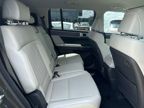 Used 2024 Hyundai Santa Fe SEL FWD image 15