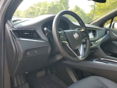 Used 2023 Buick Enclave Essence w/ Sport Touring Edition AWD/4WD image 19