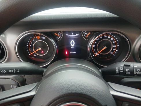 Used 2023 Jeep Wrangler Sport image 35