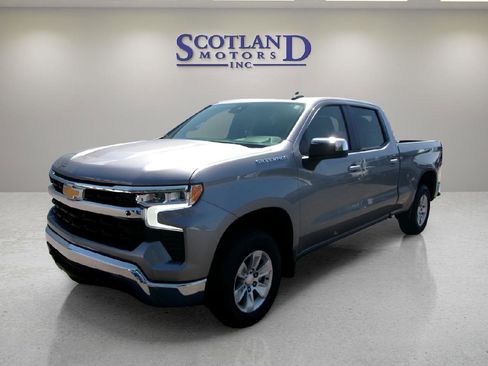 Used 2023 Chevrolet Silverado 1500 LT w/ Protection Package AWD/4WD image 2