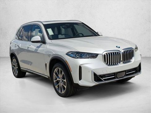 Certified 2026 BMW X5 xDrive40i w/ Climate Comfort Package AWD/4WD image 7