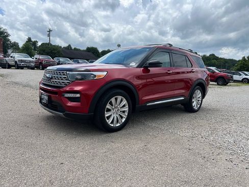 Used 2023 Ford Explorer Limited w/ Equipment Group 301A AWD/4WD image 4