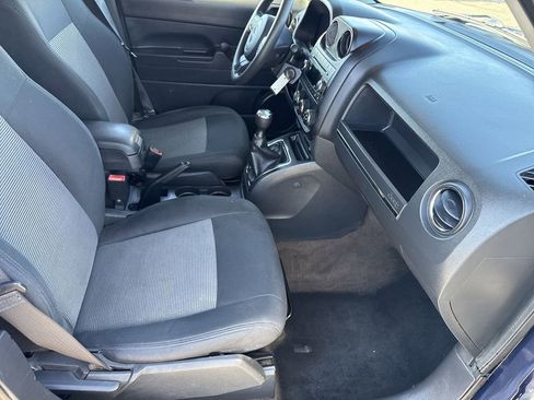 Used 2014 Jeep Patriot Sport FWD image 12