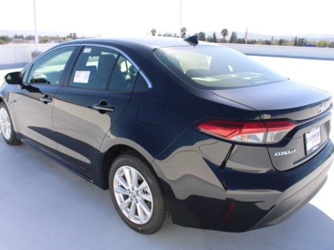 New 2026 Toyota Corolla XLE image 5