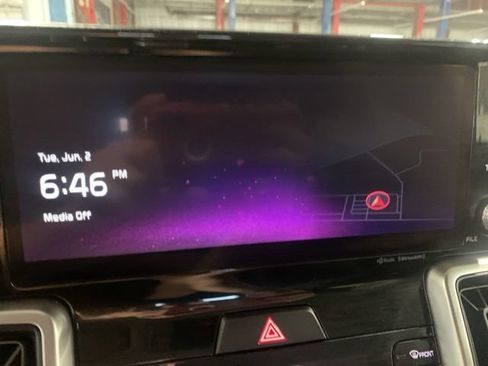 Used 2023 Kia Sorento S AWD/4WD image 23