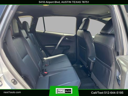 Used 2018 Toyota RAV4 SE w/ Power Extra Value Package FWD image 33