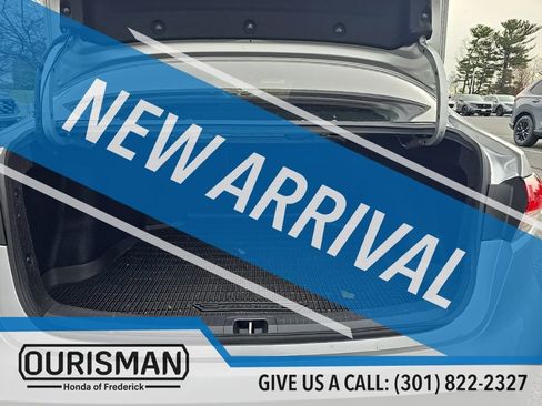 Used 2022 Toyota Corolla LE image 13