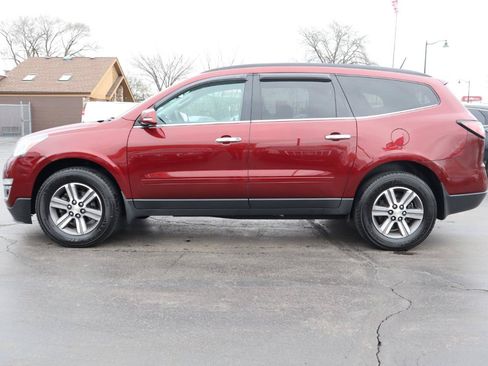 Used 2017 Chevrolet Traverse LT AWD/4WD image 2