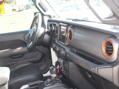 Used 2021 Jeep Gladiator Mojave image 19