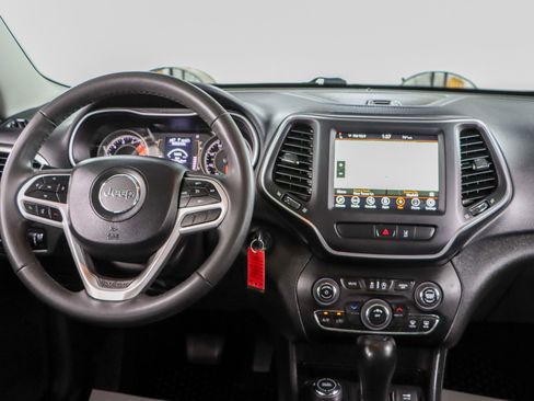 Used 2022 Jeep Cherokee Latitude w/ Sun & Sound Group AWD/4WD image 17